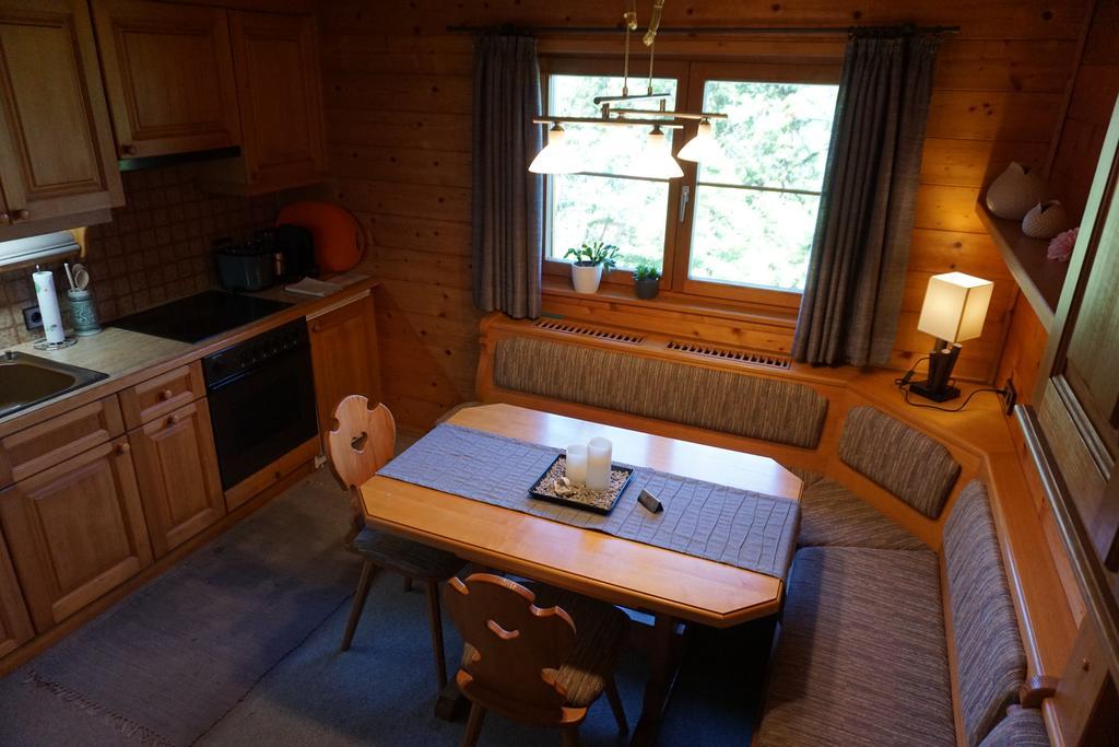 Ferienwohnungen Im Blockhaus Metzler Schwarzenberg im Bregenzerwald Eksteriør billede